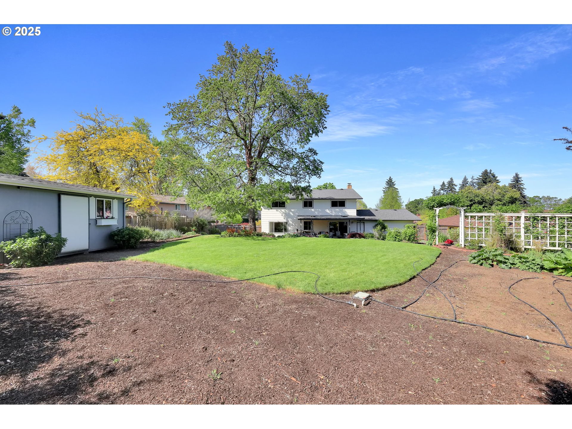 1925 Coventry Way Eugene, OR 97405 - Photo 26 of 34 Gallery Image 26