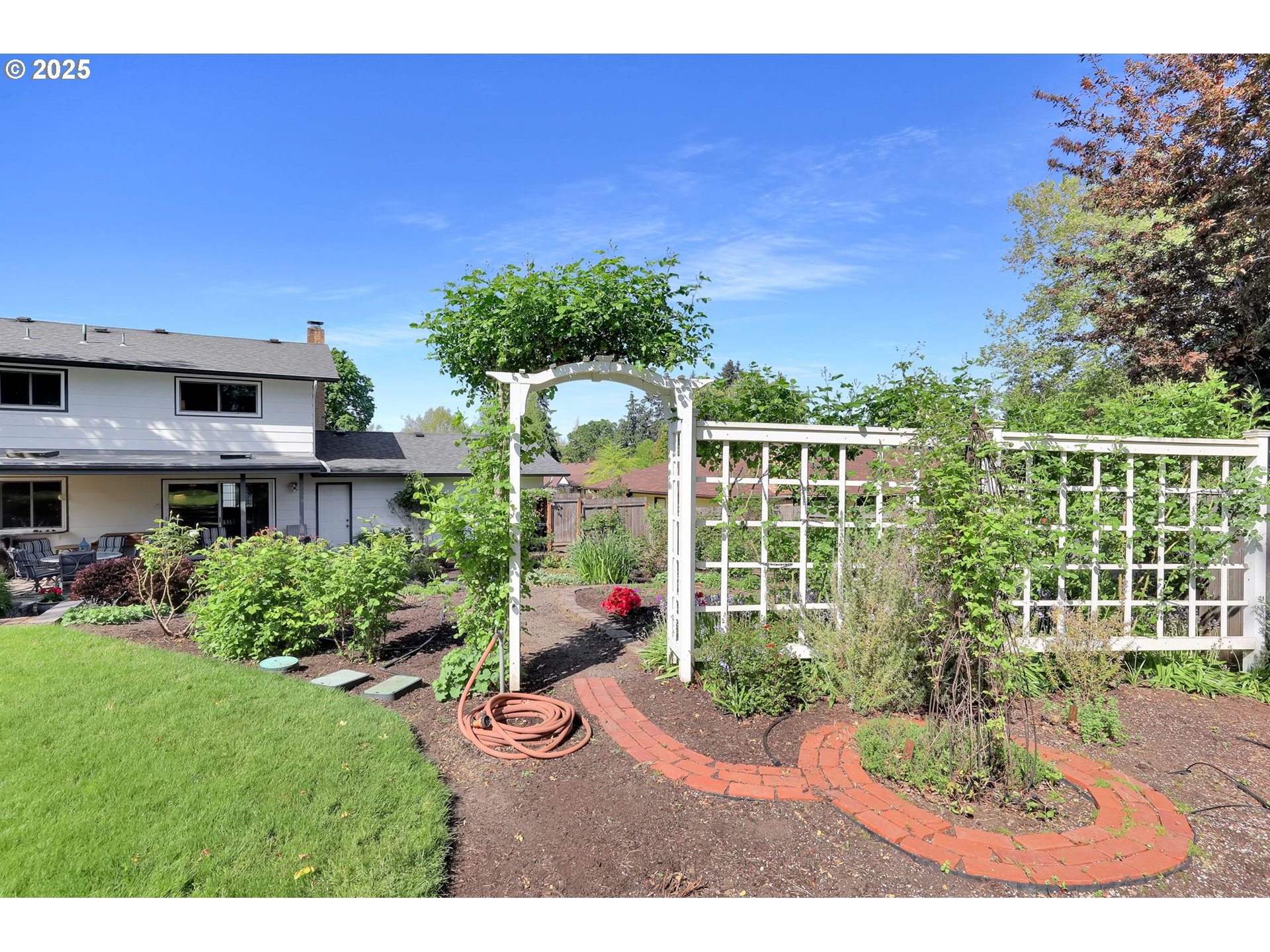 1925 Coventry Way Eugene, OR 97405 - Photo 27 of 34 Gallery Image 27