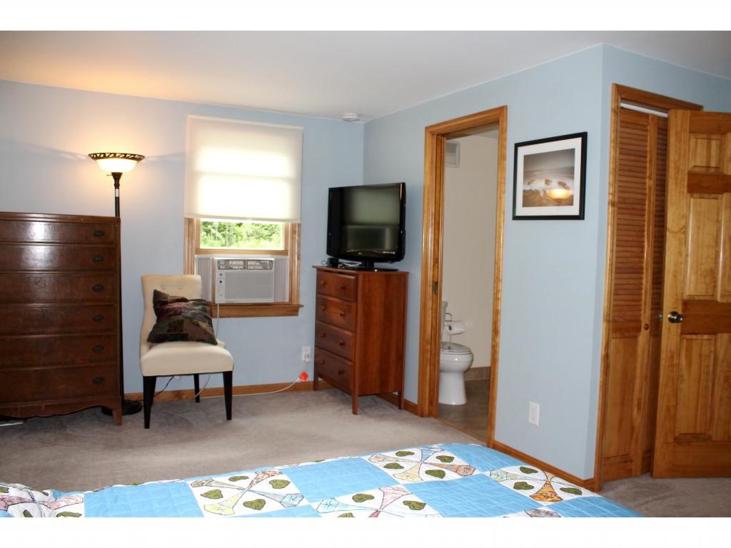 195 Mont Vernon Road New Boston, NH 03070 - Photo 17 of 36 Gallery Image 17