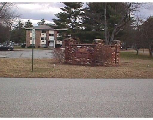 5 Turnpike Road, Unit 317 3 Townsend, MA 01469 - Photo 1 of 1 a view of a house with a yard