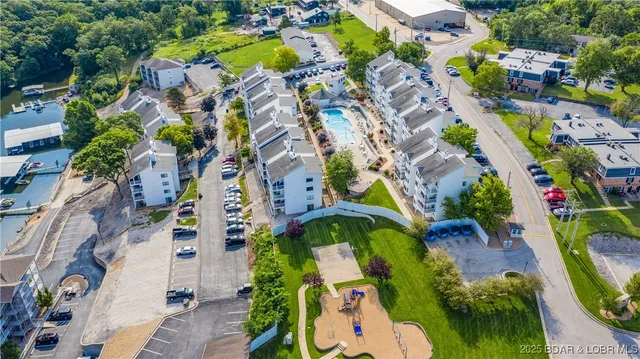 $250,000 | 1121 Passover Road, Unit I8, Osage Beach, MO 65065