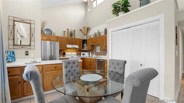 $250,000 | 1121 Passover Road, Unit I8, Osage Beach, MO 65065