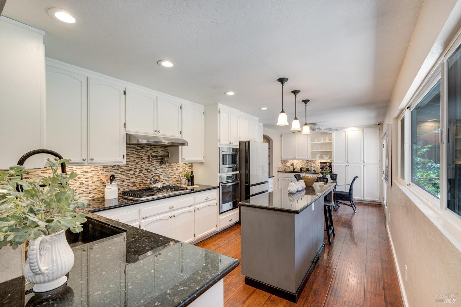 419 Mayfield Drive Santa Rosa, CA 95403 - Photo 4 of 98