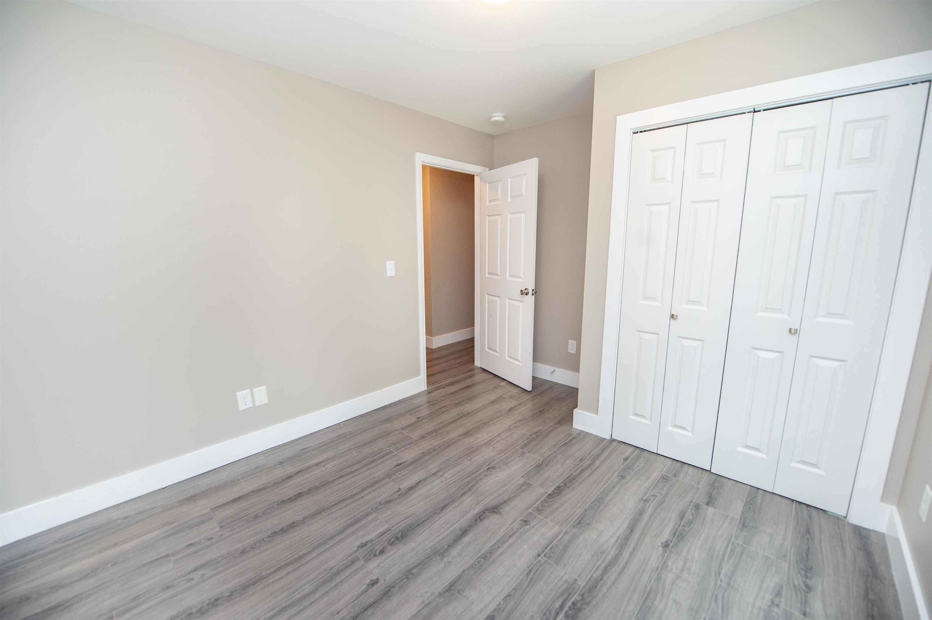 330 Gale Wind Court Inman, SC 29349 - Photo 6 of 24