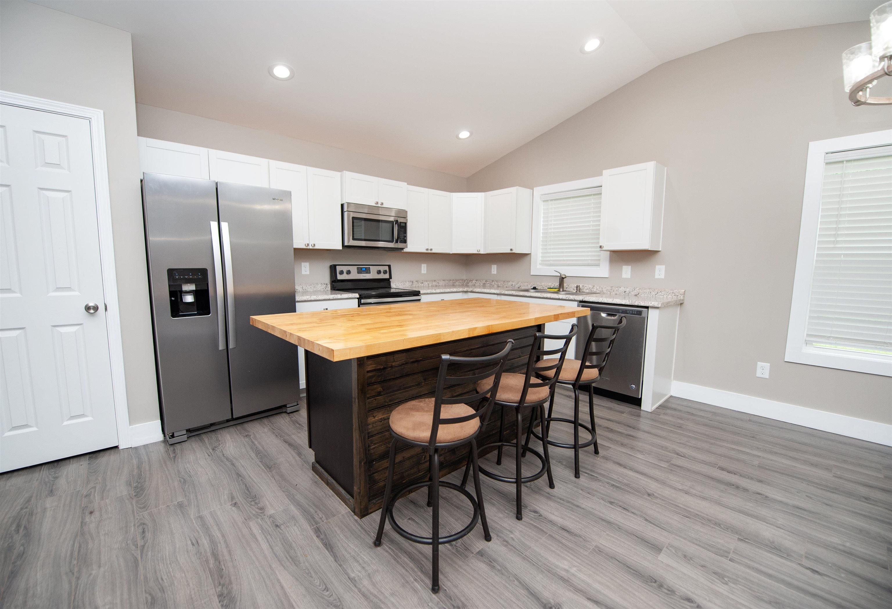 330 Gale Wind Court Inman, SC 29349 - Photo 8 of 24