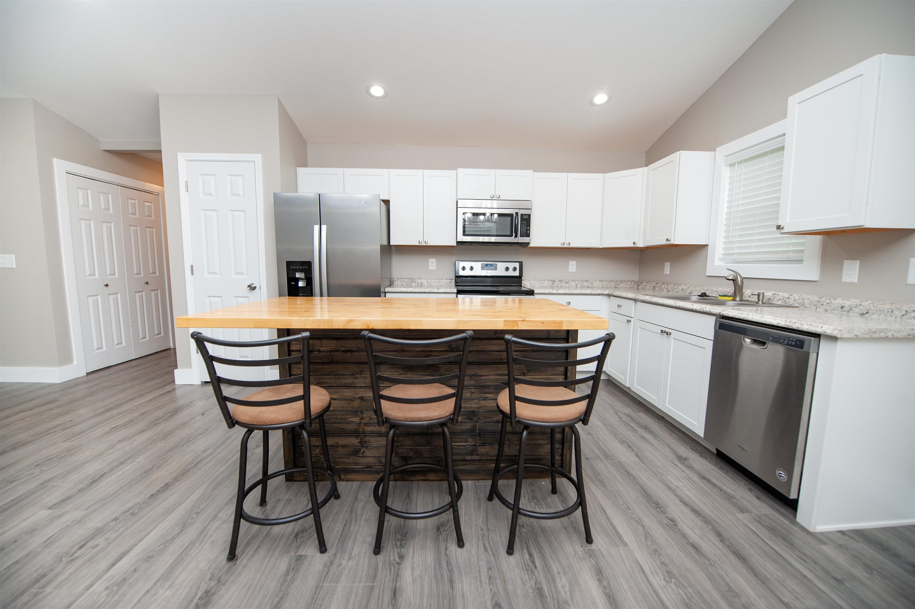 330 Gale Wind Court Inman, SC 29349 - Photo 9 of 24