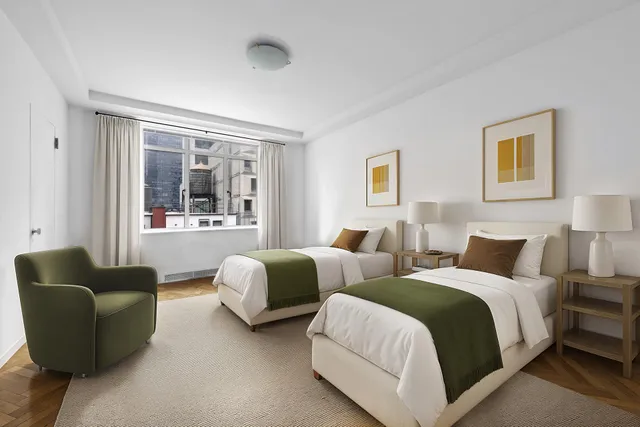 $1,895,000 | 24 West 55th Street, Unit 11D | Midtown Central