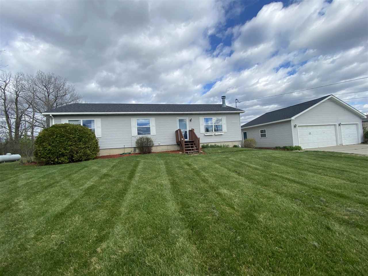 5250 North Webster Road Flint, MI 48504 - Photo 8 of 28