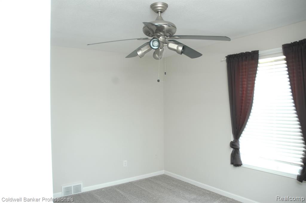 5417 Flushing Road Flushing, MI 48433 - Photo 25 of 63