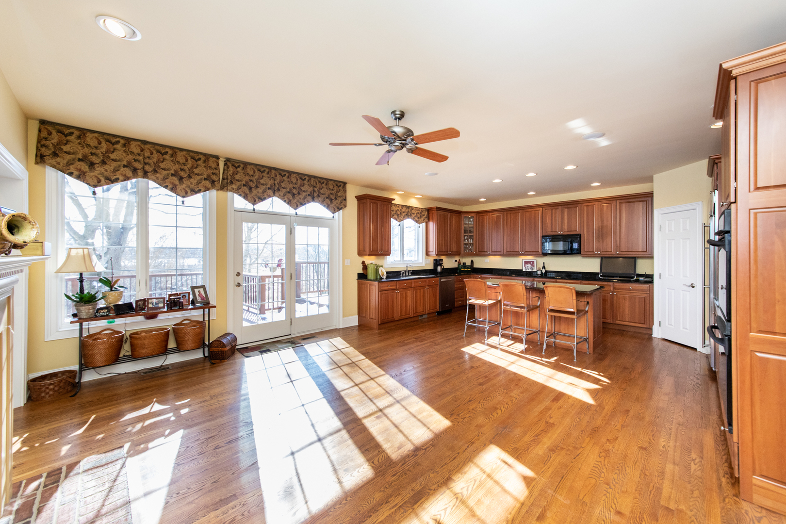 925 Clarion Court Inverness, IL 60010 - Photo 13 of 72