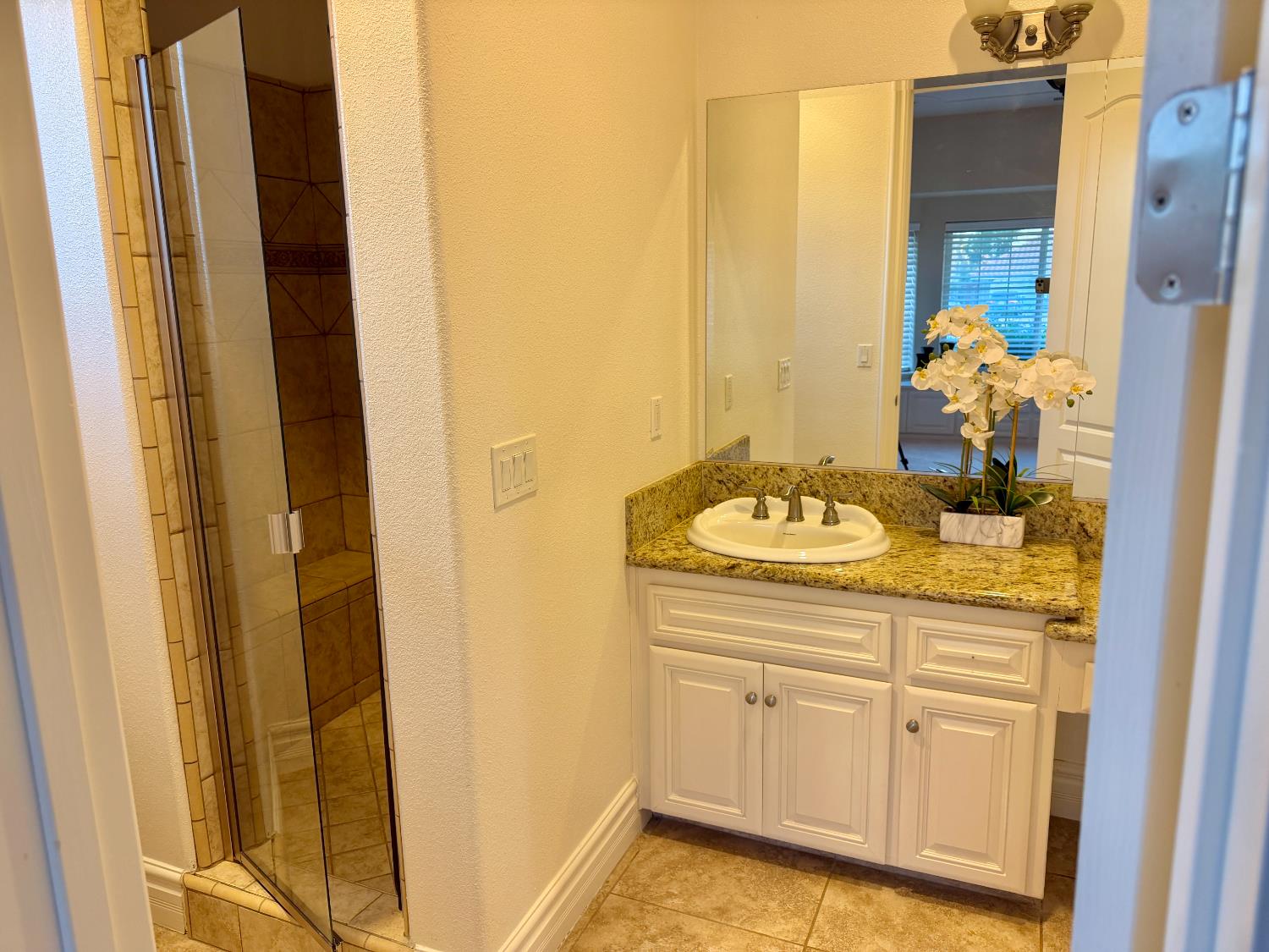 25162 Burton Way Madera, CA 93638 - Photo 12 of 47