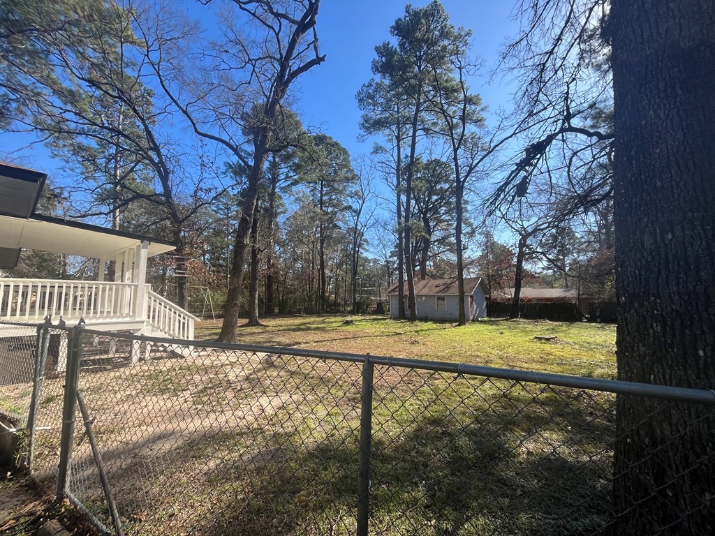 414 Ridgecrest Street Lufkin, TX 75901 - Photo 6 of 22