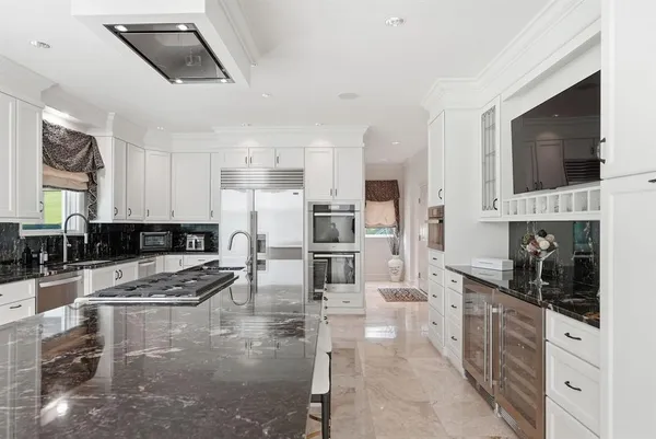 $2,250,000 | 2001 Old Orchard Place, Gibsonia, PA 15044