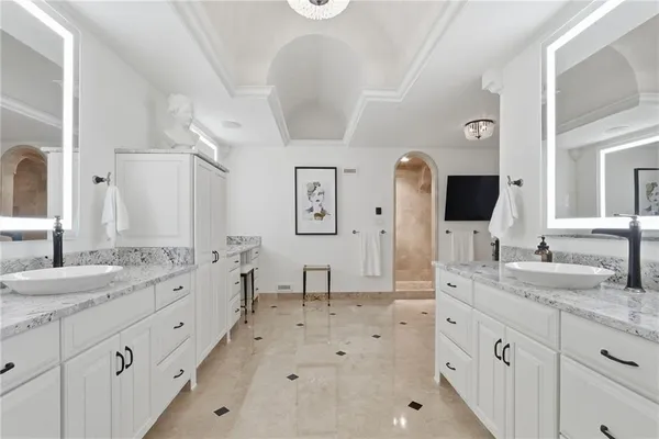 $2,250,000 | 2001 Old Orchard Place, Gibsonia, PA 15044