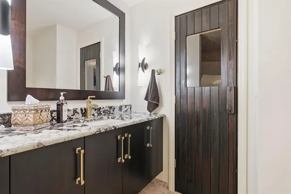 $2,250,000 | 2001 Old Orchard Place, Gibsonia, PA 15044