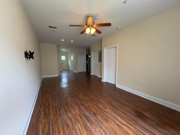 $3,000 | 1846-2 Belle Vue Way, Unit 2, Tallahassee, FL 32304