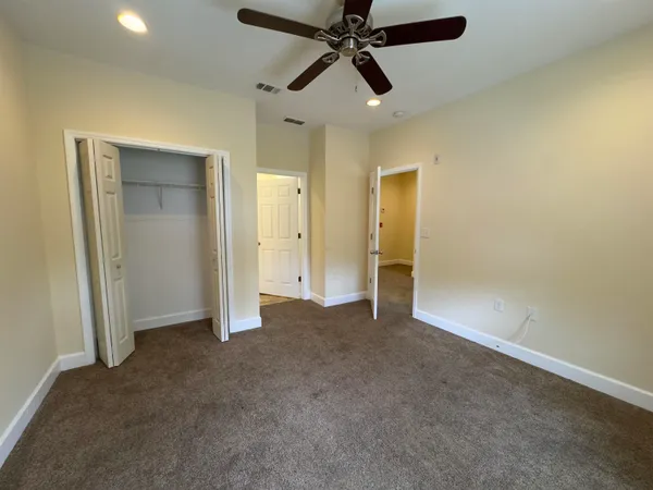 $3,000 | 1846-2 Belle Vue Way, Unit 2, Tallahassee, FL 32304