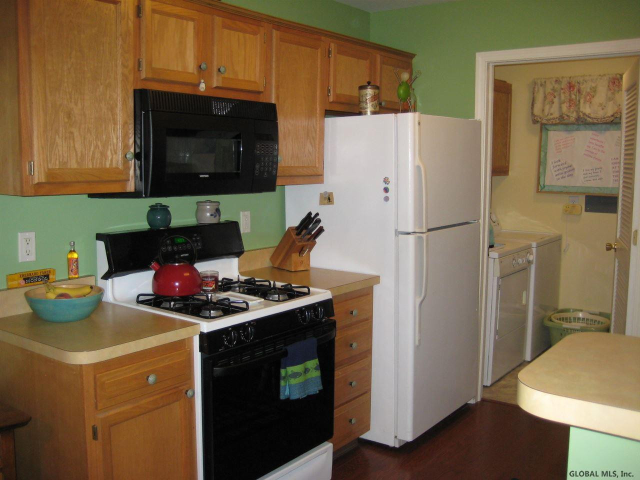 503 Cedar Rensselaer, NY 12144 - Photo 9 of 22 Photo 9