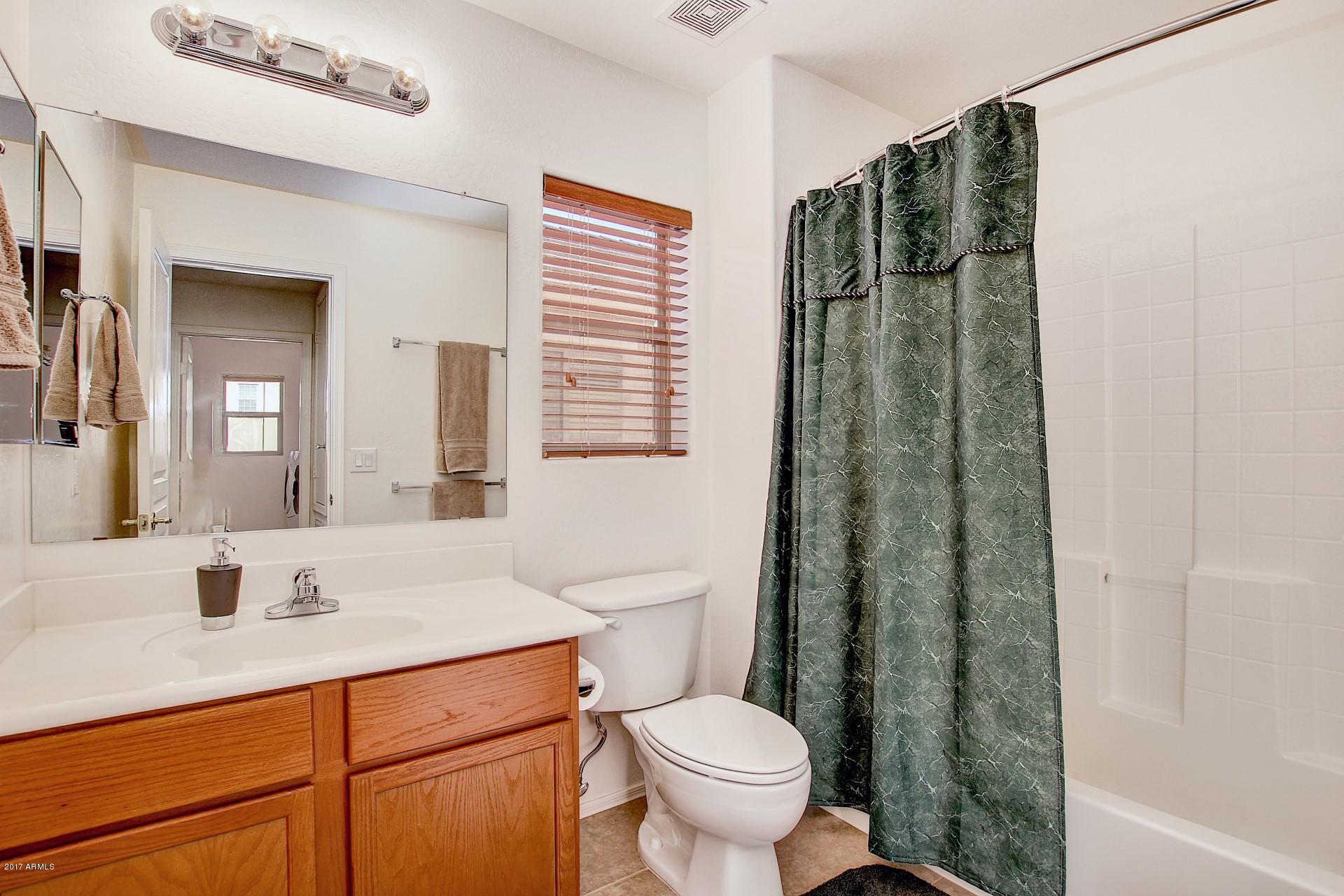 1674 East Joseph Way Gilbert, AZ 85295 - Photo 19 of 37 Joseph Way - 1674 (19)