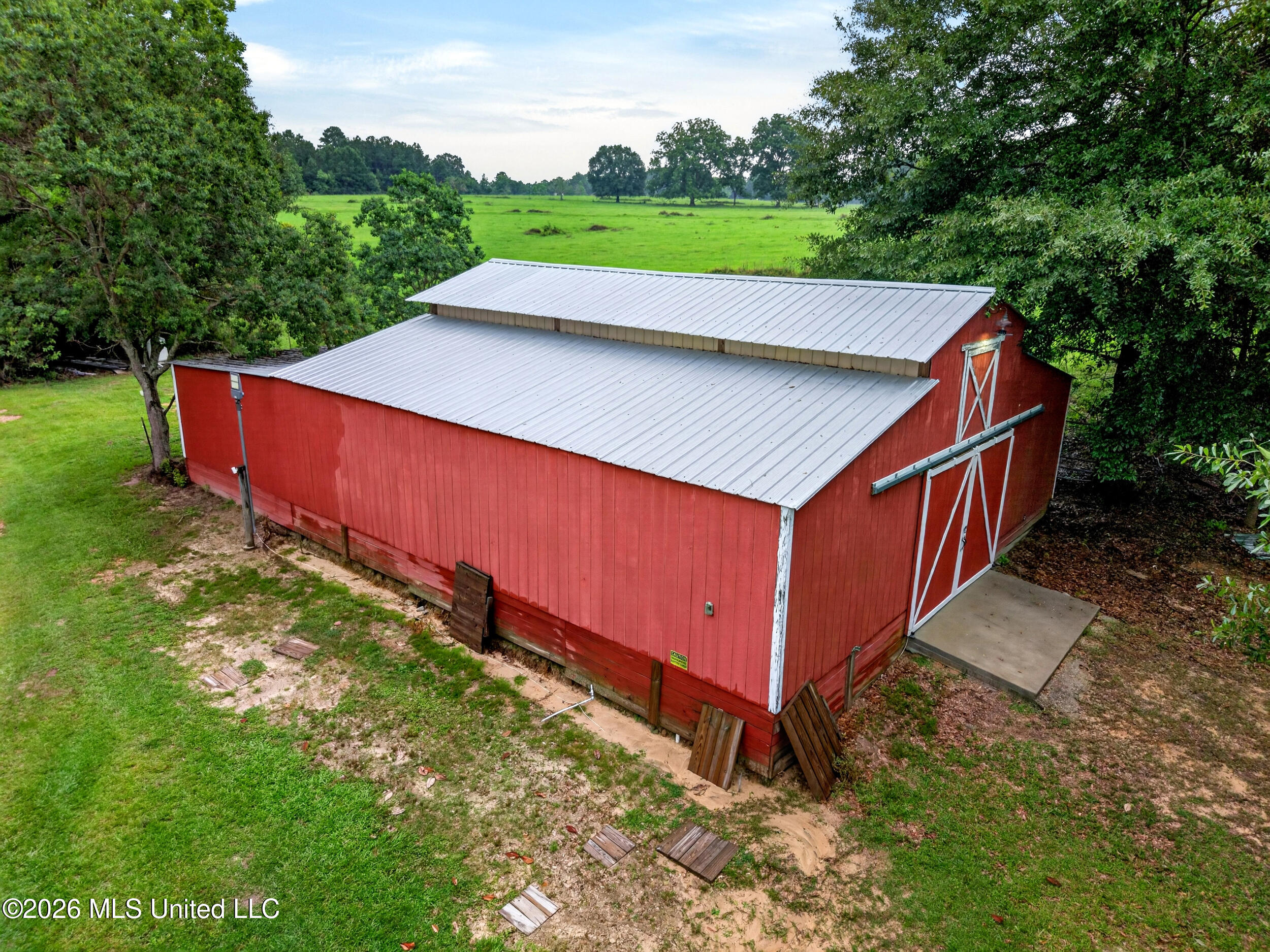 219 Pop Hill Road, Unit B Poplarville, MS 39470 - Photo 64 of 74 64_64_barn