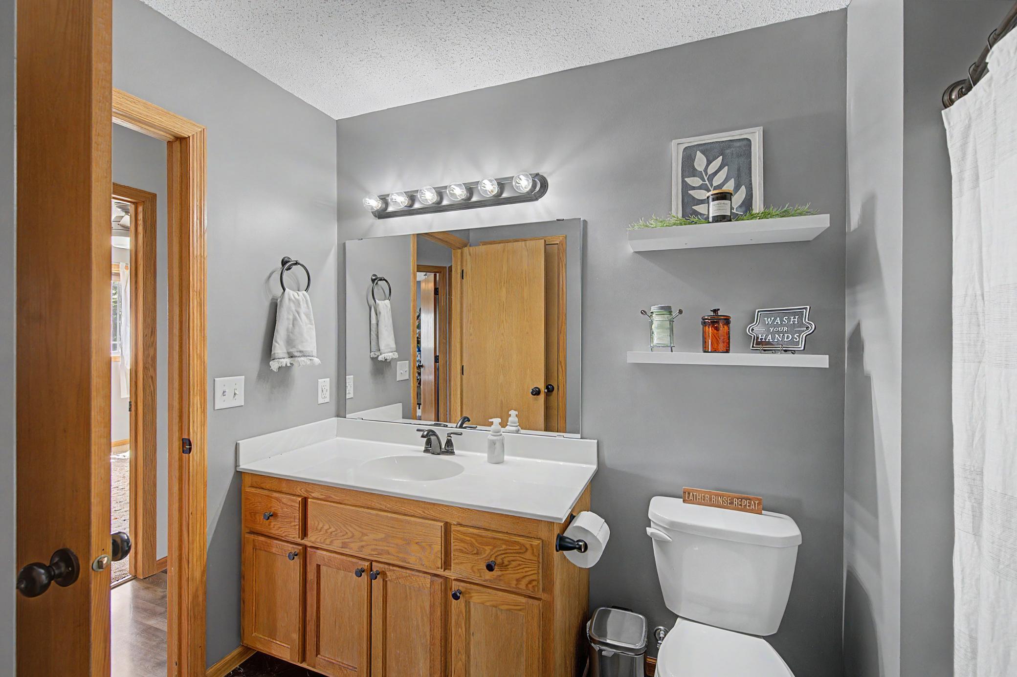 401 10th Street Southeast Freeport, MN 56331 - Photo 24 of 41