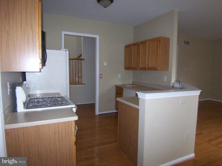 22 Colts Gait Road Marlton, NJ 08053 - Photo 5 of 10 Kitchen