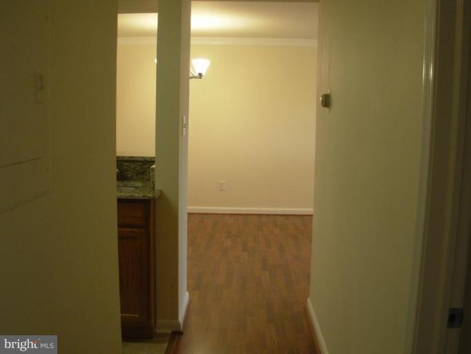 5821 Royal Ridge Drive, Unit J Springfield, VA 22152 - Photo 8 of 12 Hallway