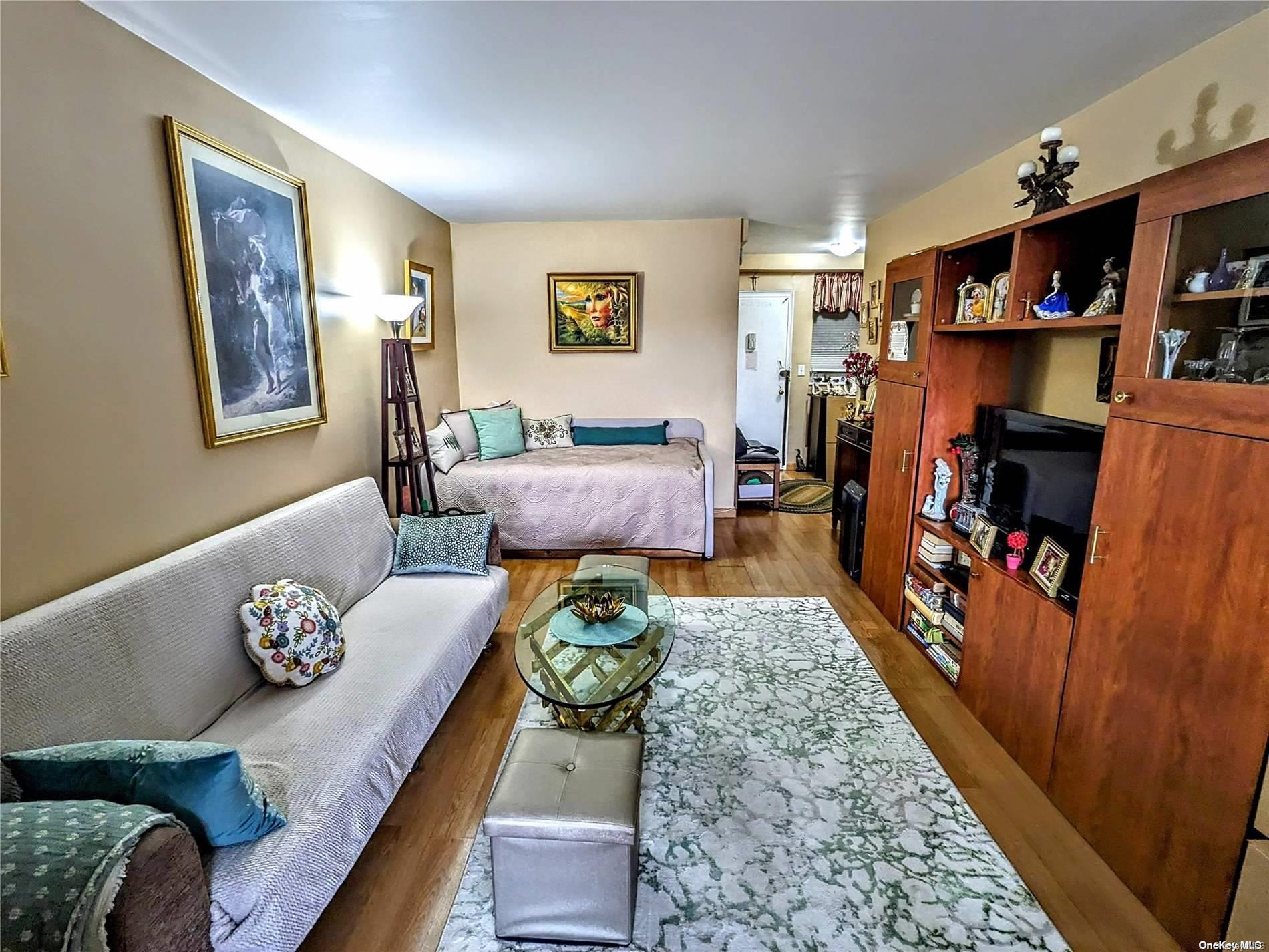 9707 63rd Road, Unit 10N Queens, NY 11374 - Photo 3 of 12 Gallery Image 3