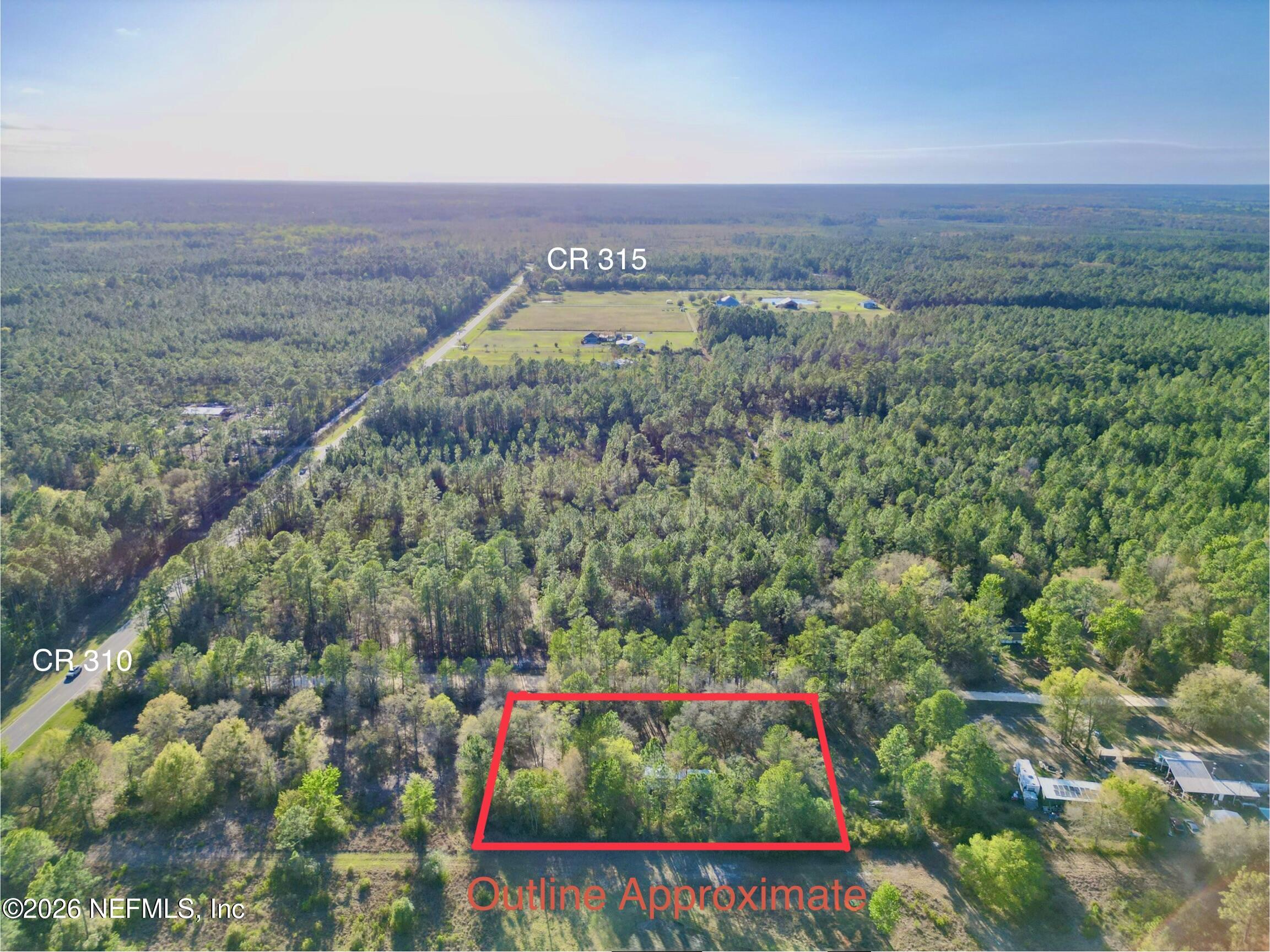 106 Spruce Interlachen, FL 32148 - Photo 12 of 12 106 Spruce Rd - 11