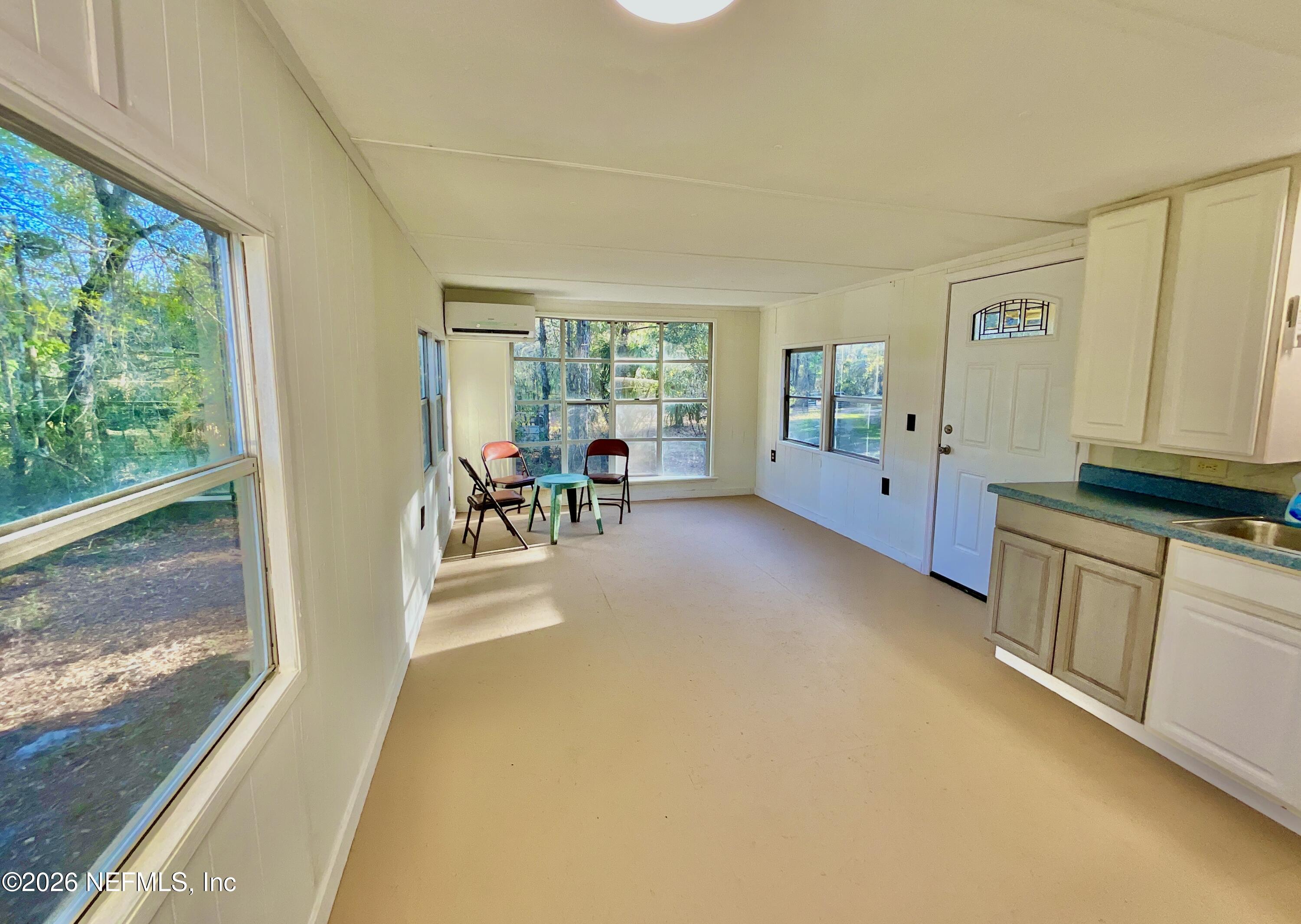 106 Spruce Interlachen, FL 32148 - Photo 4 of 12 106 Spruce Rd - 3