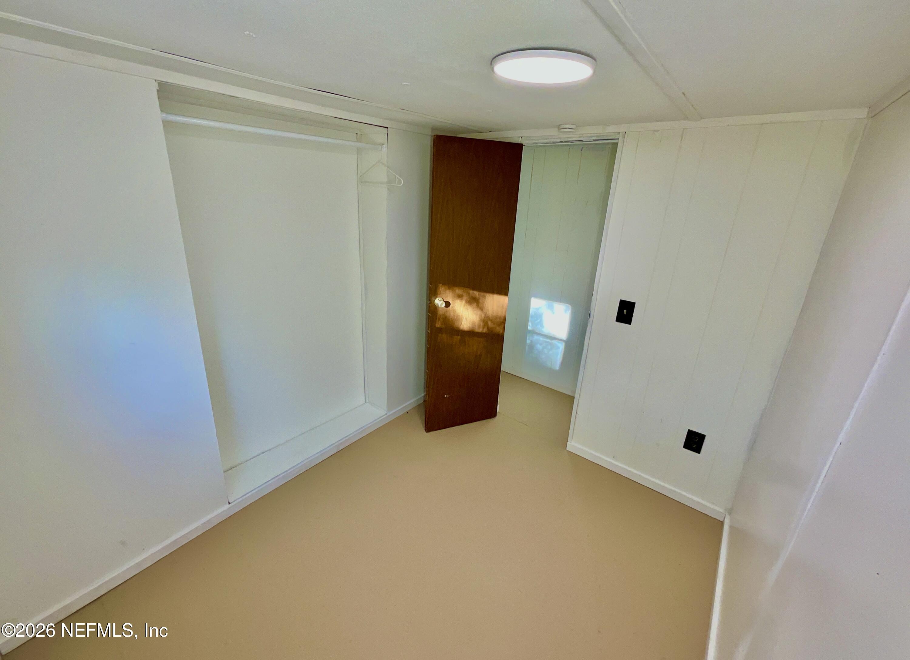 106 Spruce Interlachen, FL 32148 - Photo 7 of 12 106 Spruce Rd - 6