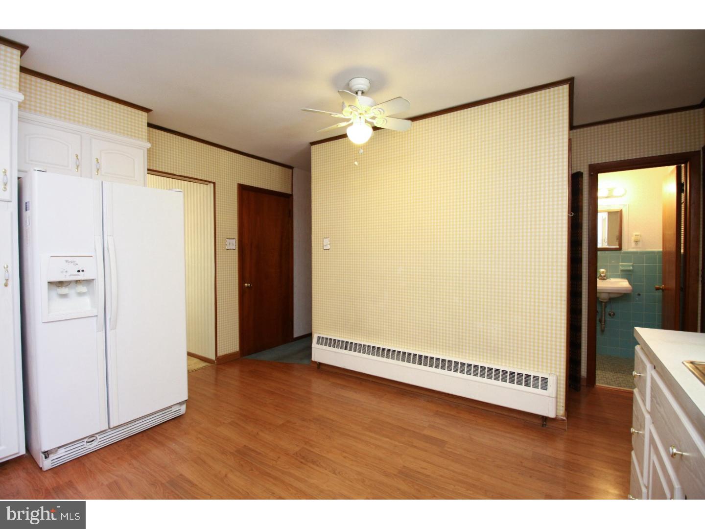 102 Yale Road Voorhees, NJ 08043 - Photo 9 of 25 Kitchen