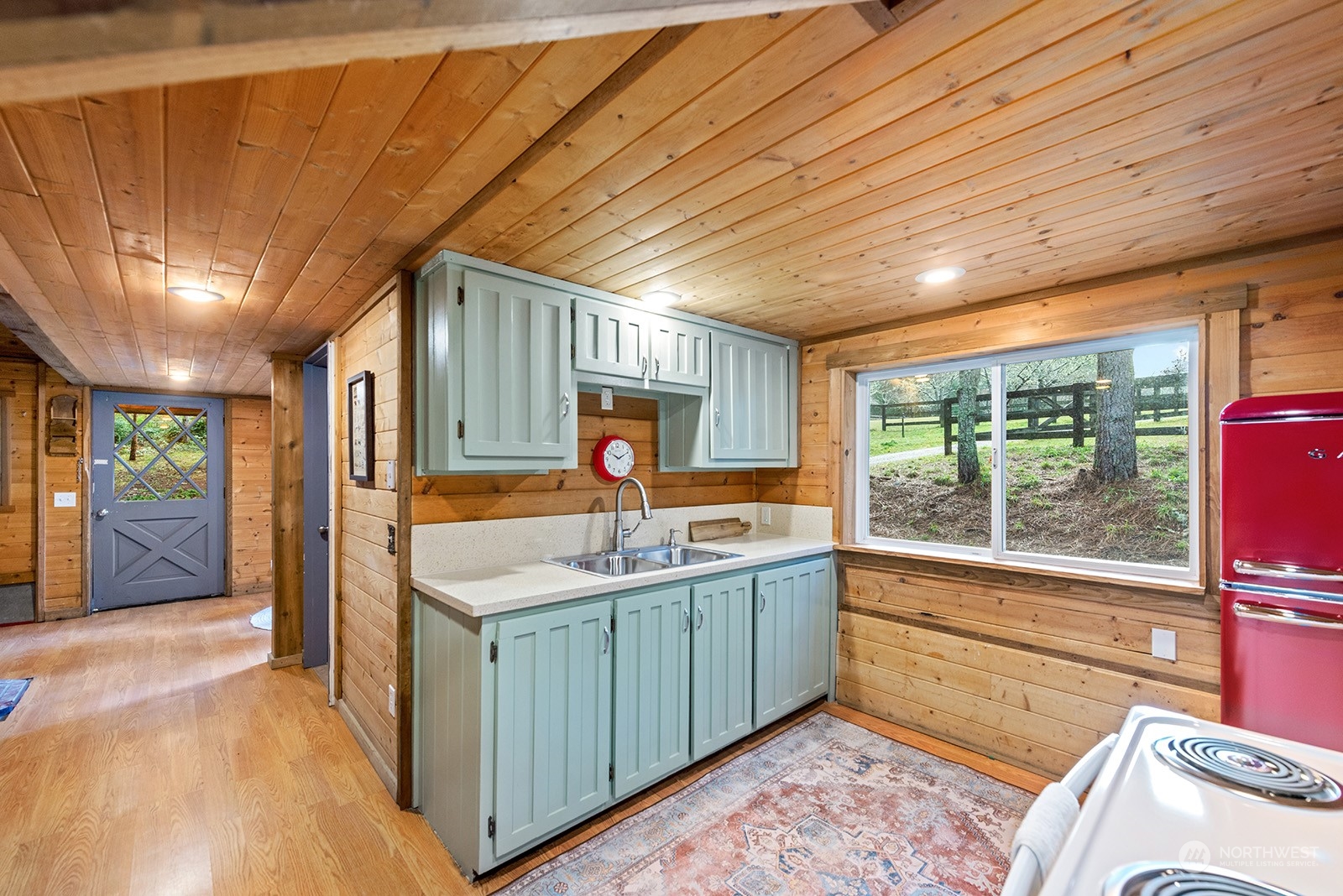 11801 Southwest Bank Road Vashon, WA 98070 - Photo 14 of 40