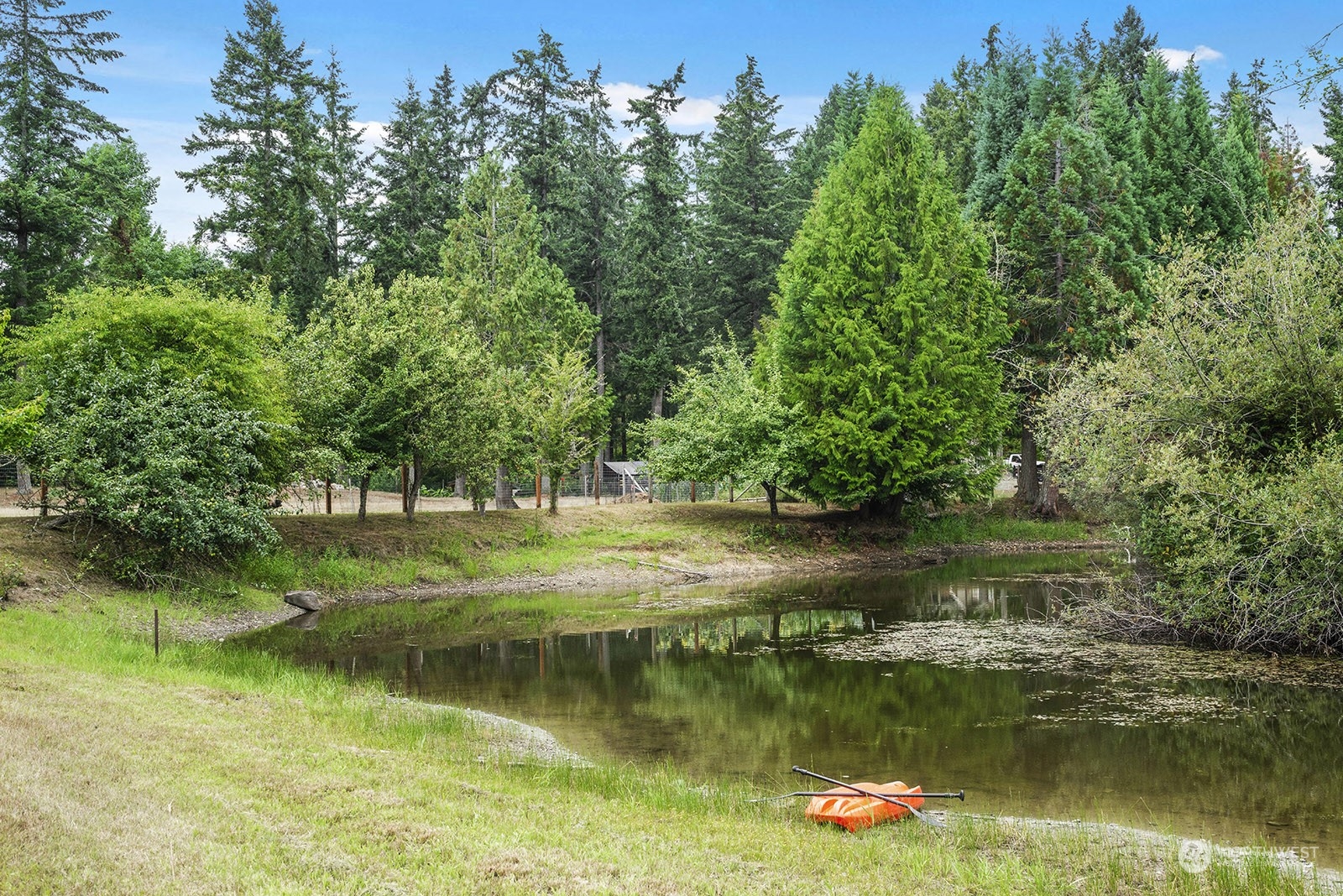 11801 Southwest Bank Road Vashon, WA 98070 - Photo 4 of 40