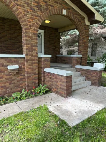 $170,000 | 904 Johnson Street, Streator, IL 61364