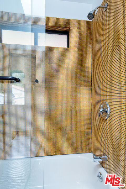 767 Museum Drive Los Angeles, CA 90065 - Photo 24 of 43