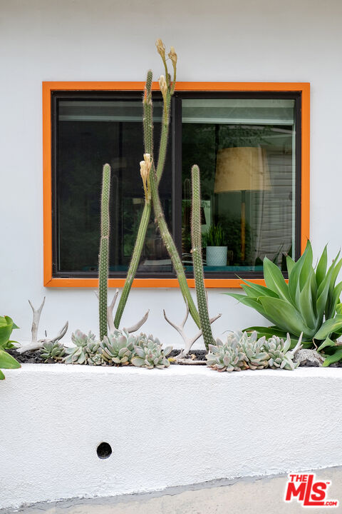 767 Museum Drive Los Angeles, CA 90065 - Photo 39 of 43