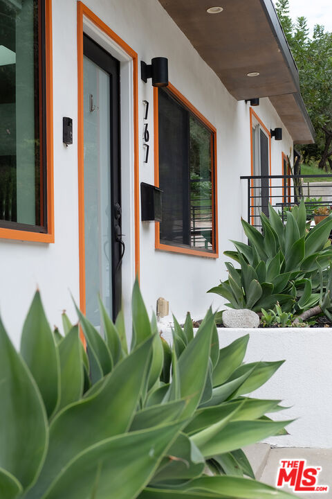 767 Museum Drive Los Angeles, CA 90065 - Photo 40 of 43