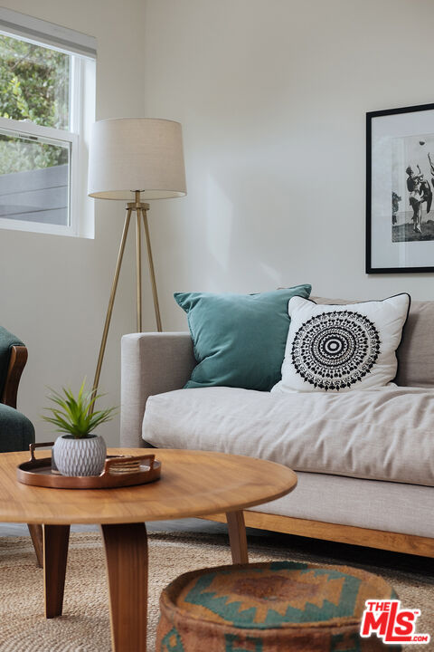 767 Museum Drive Los Angeles, CA 90065 - Photo 9 of 43