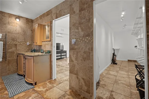 $4,475 | 1554 Raindance Way, Las Vegas, NV 89169