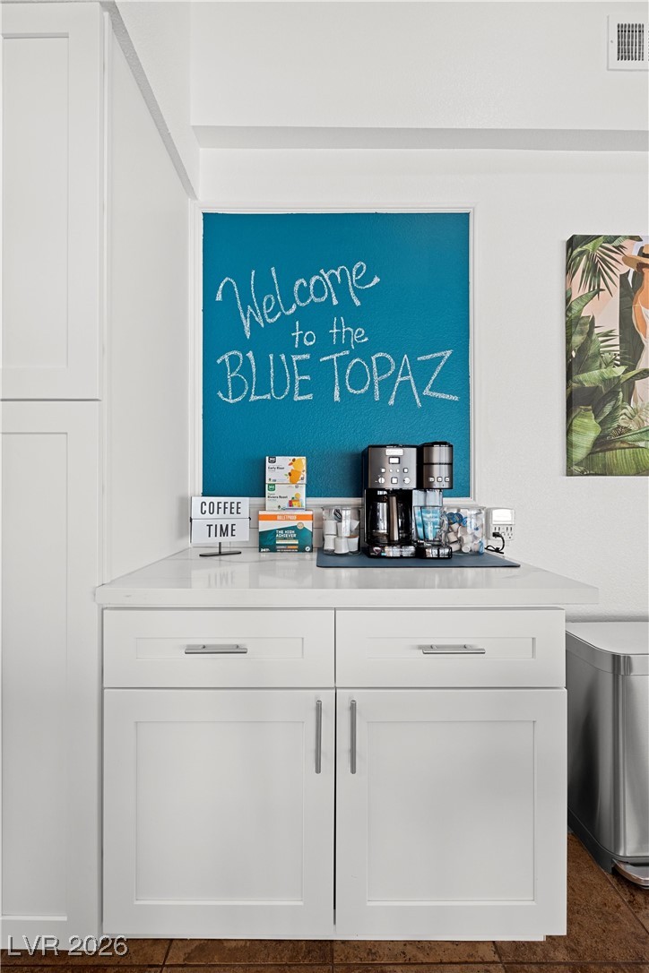 1554 Raindance Way Las Vegas, NV 89169 - Photo 23 of 25 Bar with visible vents