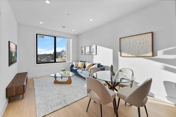 $3,200 | 30.3 Vroom Street, Unit 603, Jersey City, NJ 07306