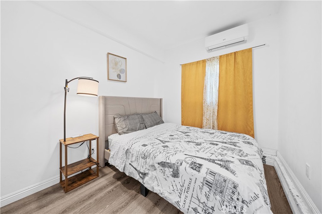 1415 South 2nd Street Alhambra, CA 91801 - Photo 30 of 58 a bedroom with a bed and a dresser