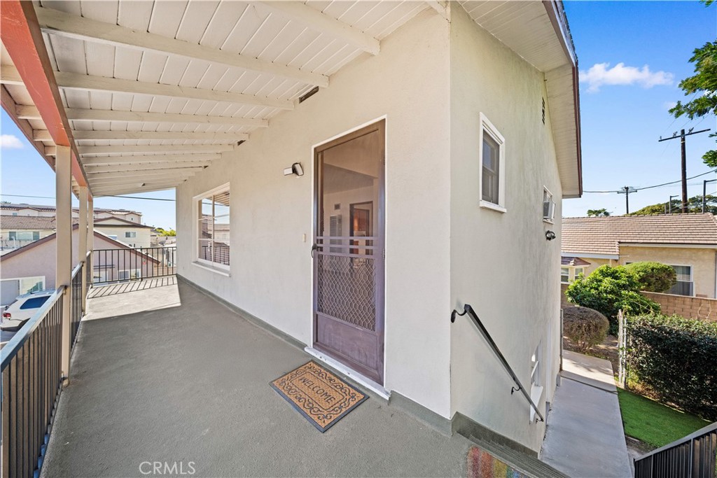 1415 South 2nd Street Alhambra, CA 91801 - Photo 37 of 58 a view of an entryway with workspace