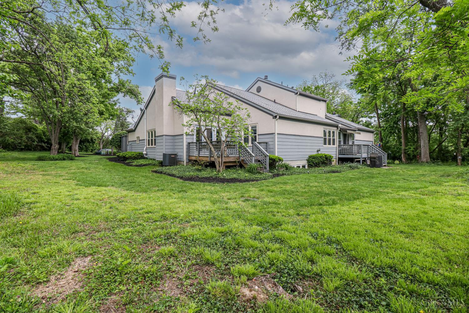 8837 Montgomery Road Cincinnati, OH 45236 - Photo 27 of 31