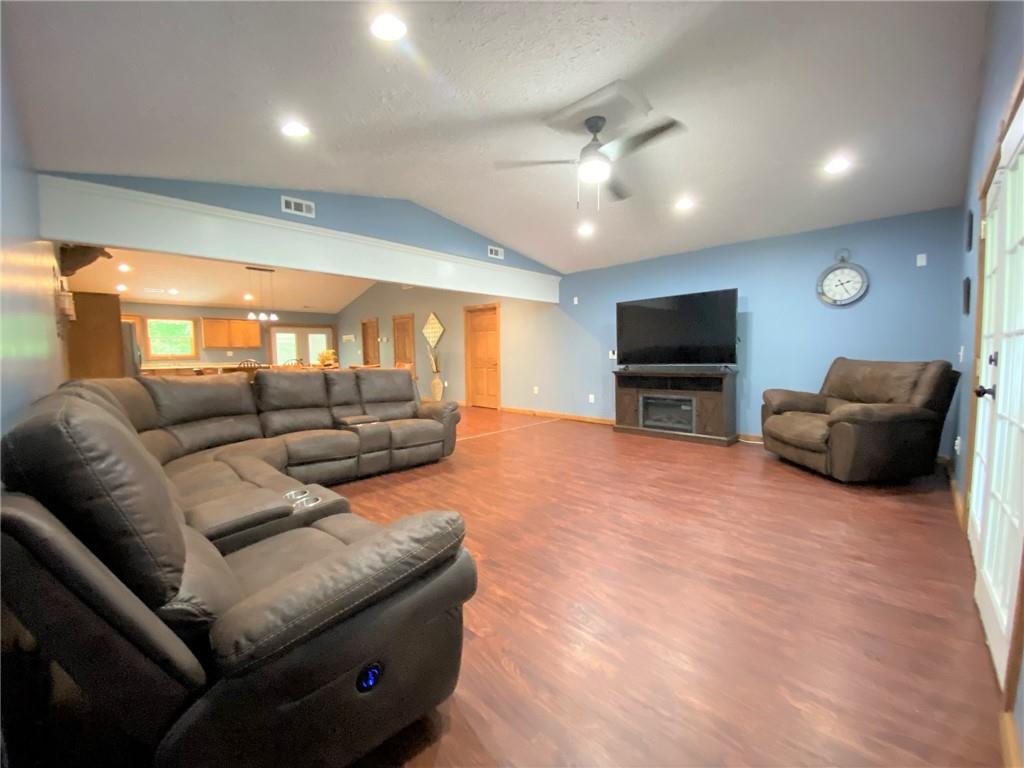 541 East Booe Road Austin, IN 47102 - Photo 2 of 18 Gallery Image 2