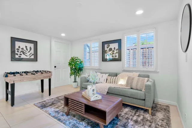 $1,249,000 | 32490 Lake Temescal Lane, Fremont, CA 94555