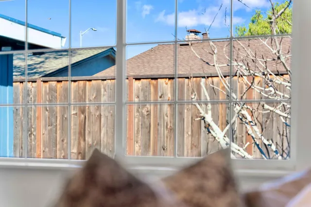 $1,249,000 | 32490 Lake Temescal Lane, Fremont, CA 94555