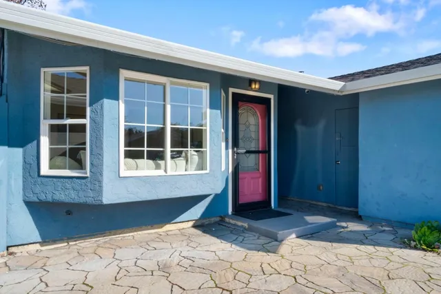 $1,249,000 | 32490 Lake Temescal Lane, Fremont, CA 94555