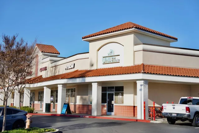 $1,249,000 | 32490 Lake Temescal Lane, Fremont, CA 94555